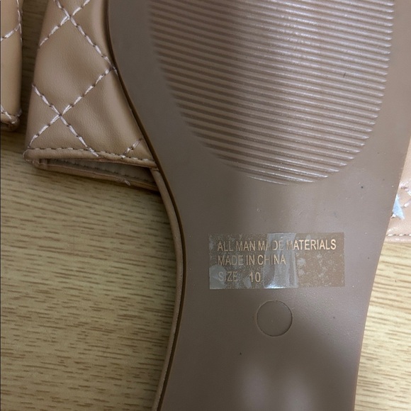 Wild Diva Tan Quilted Slide Sandals - Picture 3 of 3